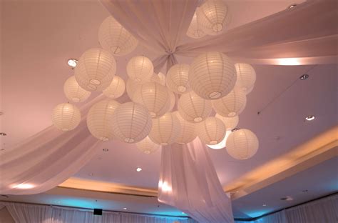 Ivory hanging lanterns work well in spaces with exposed wood or brickwork, whilst our extra large paper lanterns look perfect in a farm barn, theatre or industrial unit!. Ceiling wedding lantern chandelier | Paper lantern ...