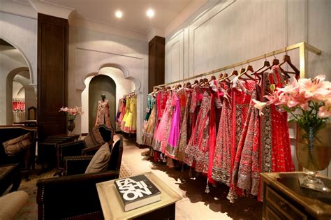 Manish Malhotra Opens Flagship Store In Delhi Clothing Store Interior Boutique Interior