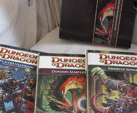 Dungeons And Dragons Core Rulebook T Set Yoshicast