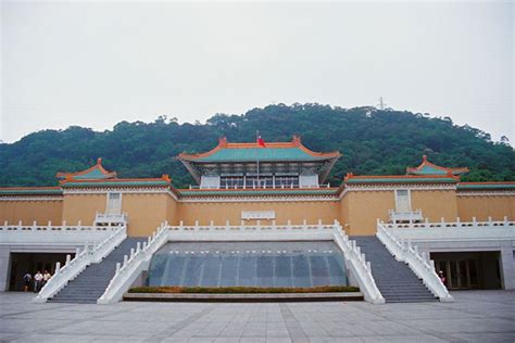 Visitors will be excited to find a wide variety of historic sites, scenic parks, shopping malls, museums, and theatres in her vicinity. National Palace Museum - Taipei - Shore Excursions Asia