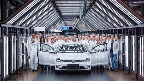 Volkswagen E Golf Sets Production Record Motor Illustrated