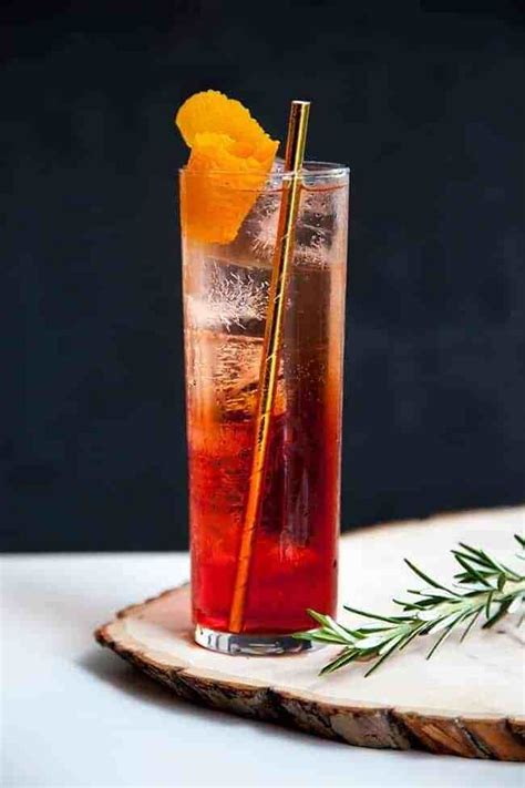 17 Cheers Worthy Holiday Cocktail Recipes Thanksgiving Cocktails
