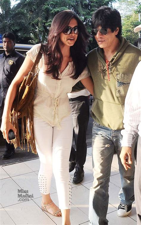 Airport Spotting Shah Rukh Khan And Deepika Padukone Head To Goa Deepika Padukone Deepika
