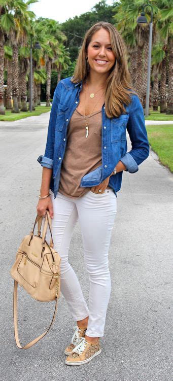 How To Wear A Denim Shirt 21 Different Ways The Refinery