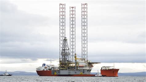 Cyber Drilling Rig Arrives In Cromarty Firth Bbc News