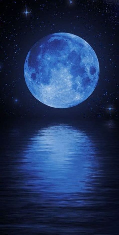 Big Blue Moon Reflection On The Water Галактическая живопись Синие