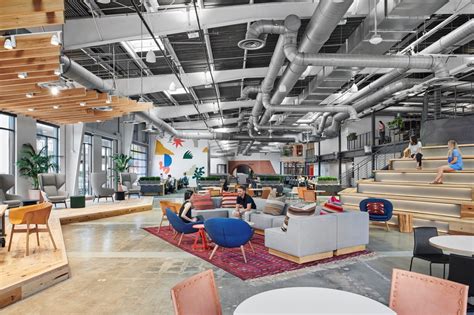 Inside Austins Coolest Office Tech Hub Of H E B Favor Pays Homage To