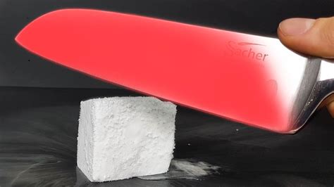 Experiment Glowing 1000 Degree Knife Vs Dry Ice Youtube