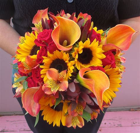 Fall Bouquet With Yellow Sunflowers Yelloworange Calla