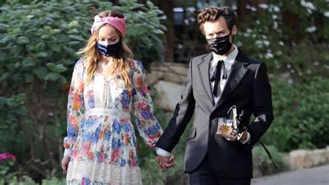 Make it make sense, tweeted @jordan_backup. Harry Styles & Olivia Wilde's Wedding Date: Pic Of Them ...