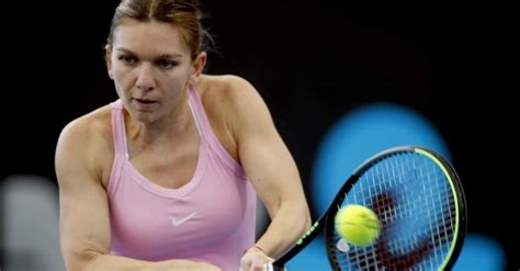No.1 seed simona halep won her 17th straight tennis match to advance to the fourth round of the french open. Simona Halep chases Melbourne glory | Daily Sabah