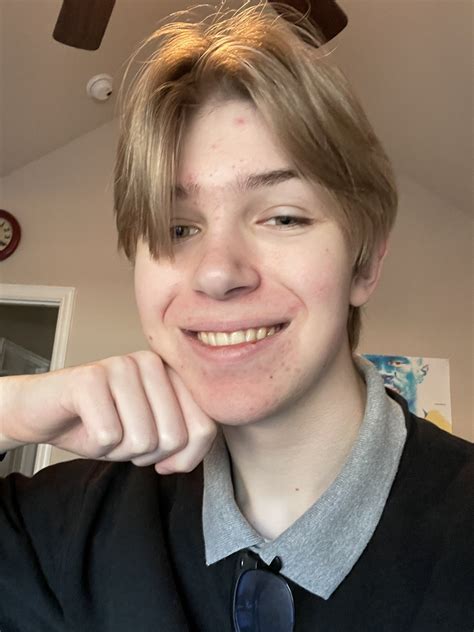 indiegenerate. 📸 (EXISTENTIAL CRISIS ERA) on Twitter: "Twitter i am so