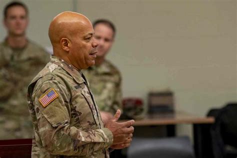 Top Ohio Guard General Keeps Job After Shoving Reporter Military Com