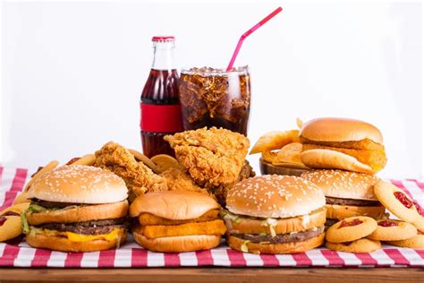Looking for fast food 24 hours? 24-Hour Fast Food Restaurants Open and Ready to Serve