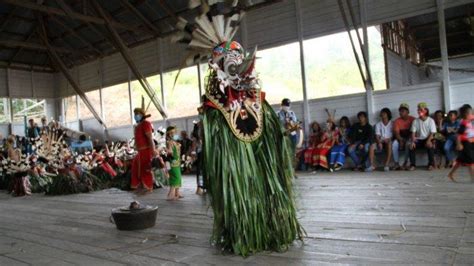 Tarian Hudoq Kearifan Budaya Lokal Dan Adat Istiadat Warga Kutai Barat