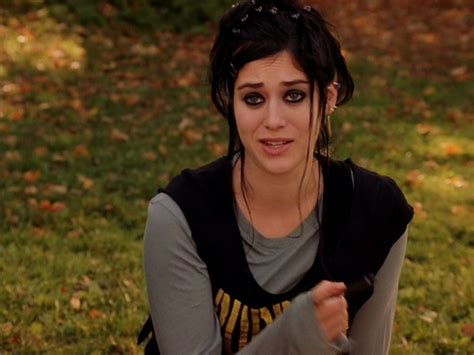 lizzy in mean girls lizzy caplan image 7197801 fanpop