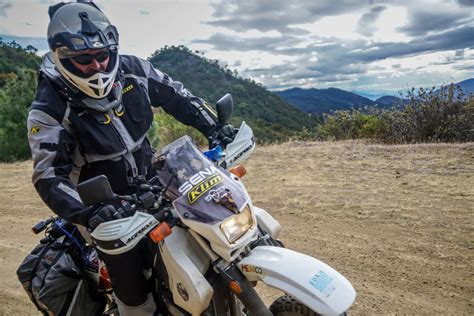 And when you travel that way, you will experience that in fact almost any motorcycle is a long distance motorcycle. What's the best motorcycle for a long-distance travel?