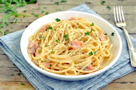 Apr 12, 2021 · salmone al forno: Carbonara al salmone, primo piatto