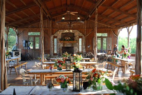 Great Open Concept For Barn With Fireplace Rustic Wedding Venues