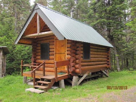 A Little Log Cabin In Maine Cute Little Houses Pinterest More