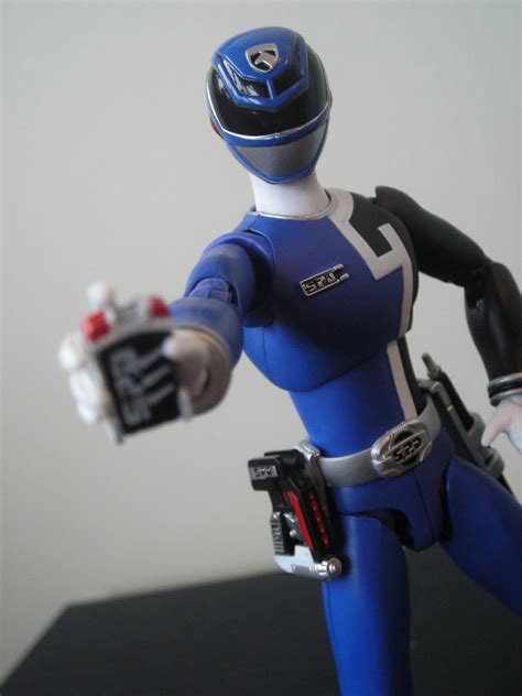 My Shiny Toy Robots Toybox Review Sh Figuarts Deka Blue