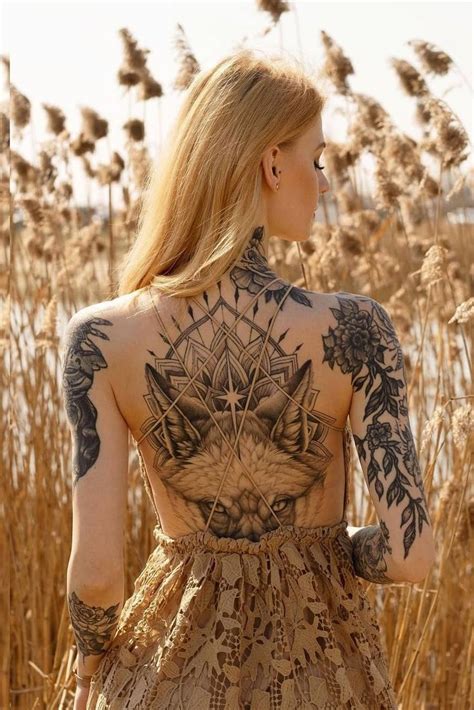 30 Glamorous Back Tattoo Ideas For Women Back Tattoo Side Tattoos