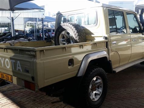 Save $13,118 on a 2018 toyota land cruiser near you. 2018 Toyota Land Cruiser DC 4.2 Diesel for sale | 104 000 Km | Manual transmission - Autoworld ...