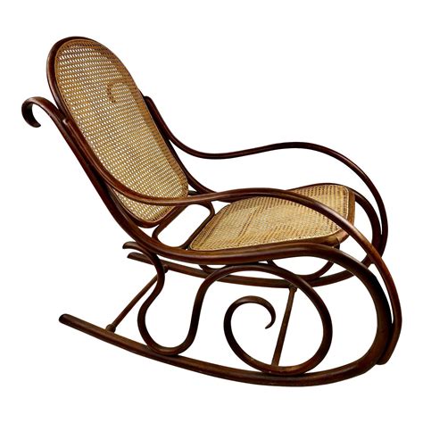 Thonet Rocking Chair In Bentwood And Cane At 1stdibs