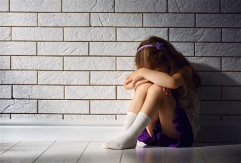 Menina De Anos Grava Seu Pr Prio Estupro Para Que Adultos Acreditem