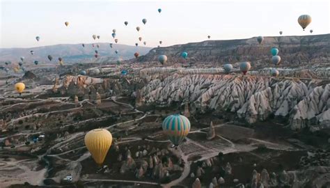 Watch Amazing Timelapse Of Hot Air Balloons During Cappadocia Sunset