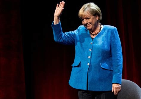 Flüchtlingsaufnahme Merkel Erhält Den Unesco Friedenspreis Kölner