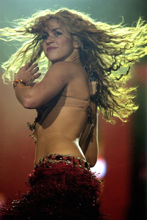 File Shakira Rock In Rio 2008 02  Wikipedia The Free Encyclopedia