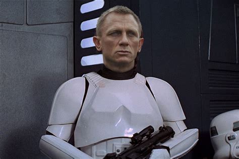Daniel Craigs ‘star Wars The Force Awakens Cameo Revealed