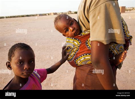 Tuareg Children Near Ingal Niger Stock Photo Alamy