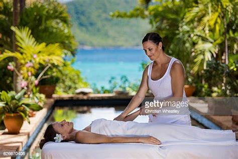 Caribbean Spa Massage Photos And Premium High Res Pictures Getty Images