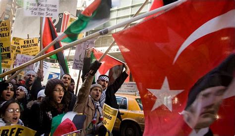 times square rally protests fighting in gaza the new york times