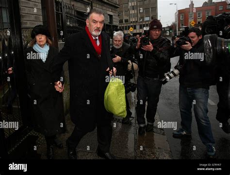 Ian Bailey Jules Leave The Four Courts In Dublin Hi Res Stock