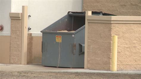 Ardmore Police Catch Dumpster Divers Behind Beauty Store