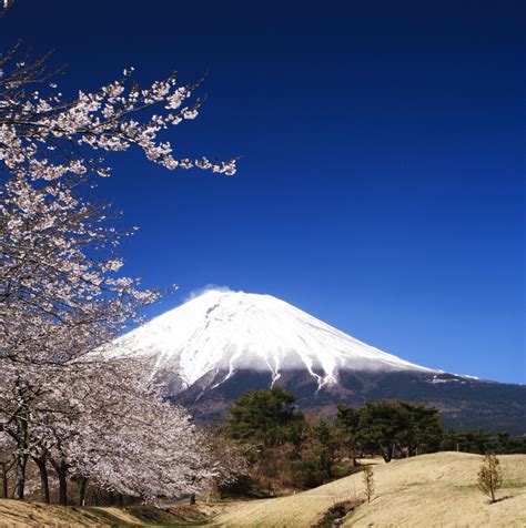 Luxury Japan Tours & Private Vacation Packages | Japan - The Dynamic Balance - Countryside ...