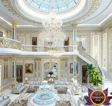 White coloring luxury living room ideas. Luxury Royal Living Room Design