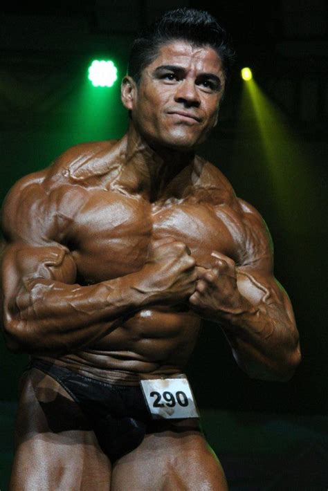 Bodybuilding Male Models Iv Sexy Hulk With Big And Ripped Muscle