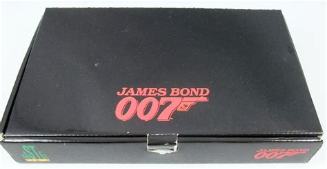 James Bond 007 Boxed Set Of 18 Enamel Pins Master Pins France