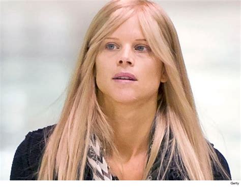 He will never get her back, and no one can blame her. Elin Nordegren Busted for Speeding By Flying Cop! | TMZ.com
