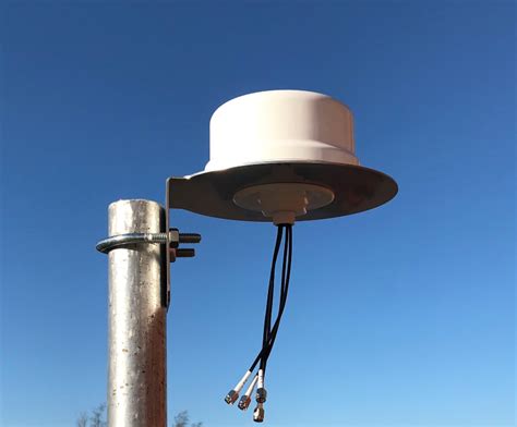 Compact G Outdoor Omni Port Mimo Antenna Introduced Ead