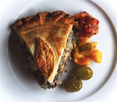 Tourtière - Canadian Meat Pie | Meat pie, Delicious pies, Savory pies ...