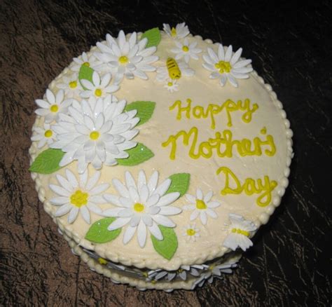 Even if you're not too confident in your artistic abilities, chris walks you through a couple of simple yet effective decoration ideas for a beautiful mother's day cake. Buttercream mother's day cake | Mothers day cake, Cake ...