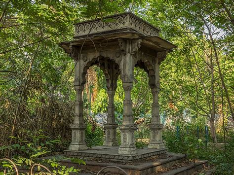 Kolkata The Lost City Forgotten Monuments Photo Credit Deepanjan