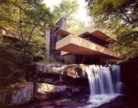Fallingwater: Extraordinary Beautiful Waterfall House in Pennsylvania