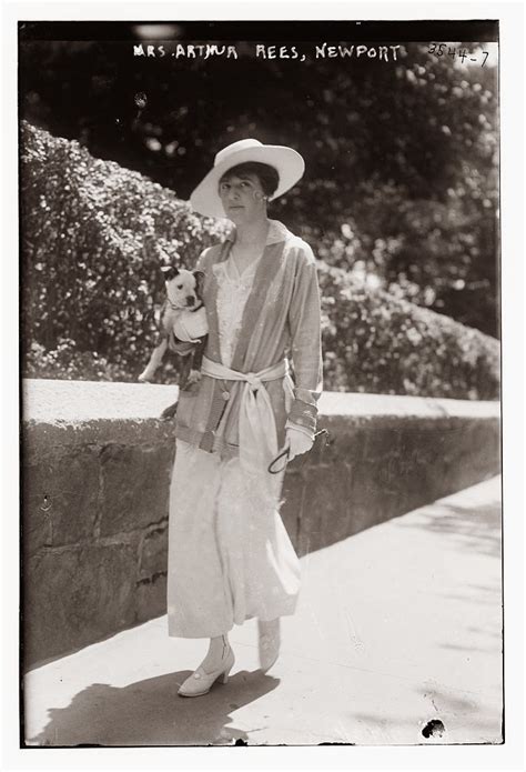 20 Vintage Photos That Show Womens Fashions Of The 1910s Vintage