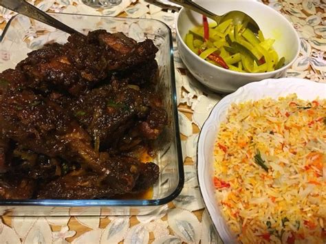 Nasi merupakan makanan ruji orang asia untuk itu, berikut kami senaraikan 10 resepi nasi yang simple dan mudah dibuat untuk anda. Resepi Nasi Minyak Ayam Madu • Resepi Bonda